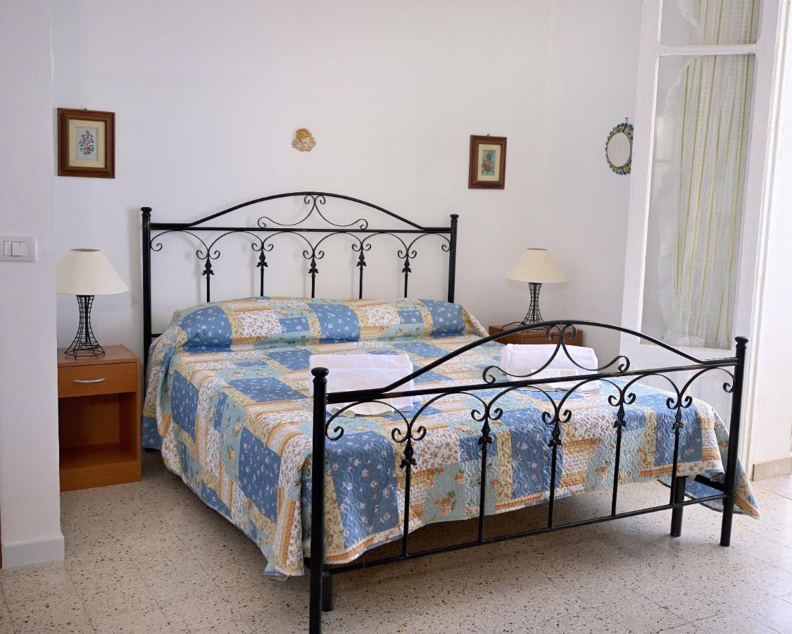 Borgo Dello Stazzone Bed & Breakfast Шака Екстериор снимка
